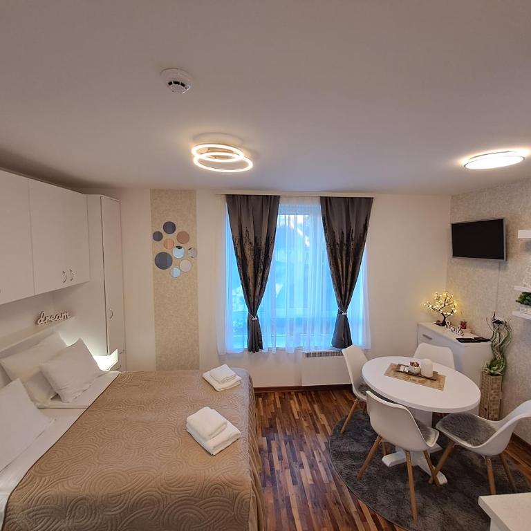 Lux apartmani Dunja Kopaonik Čardaci - WHITE - Apartman sa Pogledom na Planinu - 2