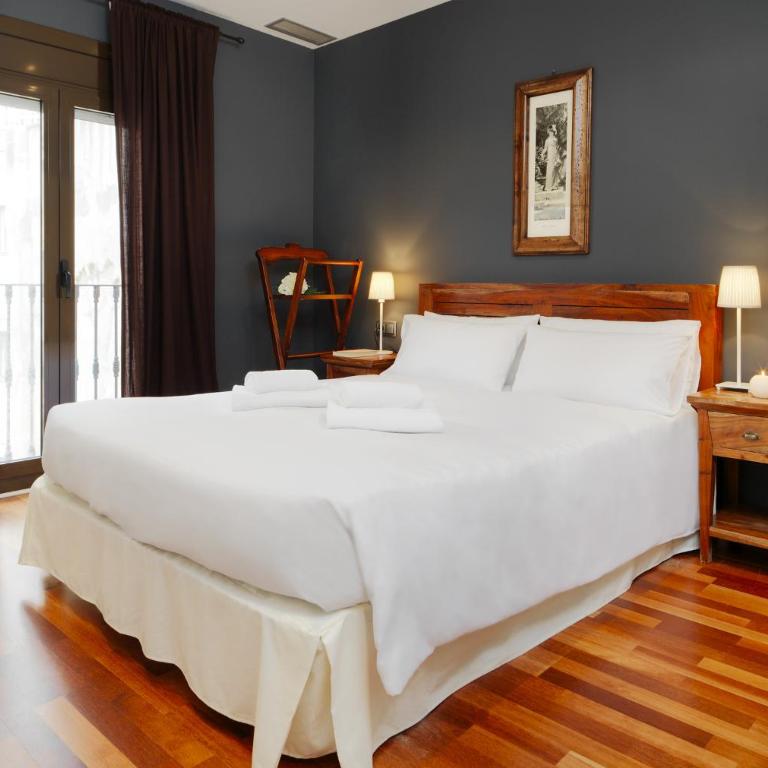 Fewdays Barcelona Apartments - Two-Bedroom Apartment with balcony - Pelayo, 5 - 14