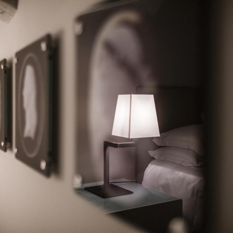 Seven Historical Suites - One-Bedroom Apartment - 11