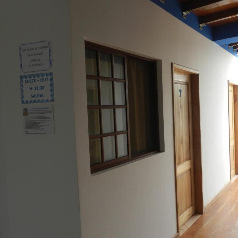 Hostal Yaku Montañita - Comfort Triple Room - 1