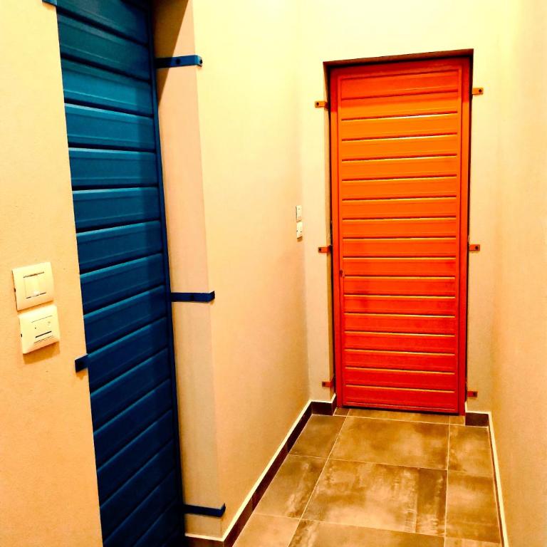 GARAGE47 Storica Officina Meccanica LOFT B&B iN PIENZA - Camera King Deluxe - 19