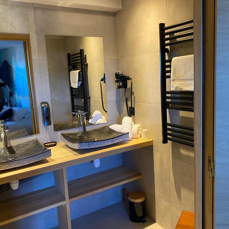 Logis Hôtel Les Autanes & Spa - Suite Exécutive - 9