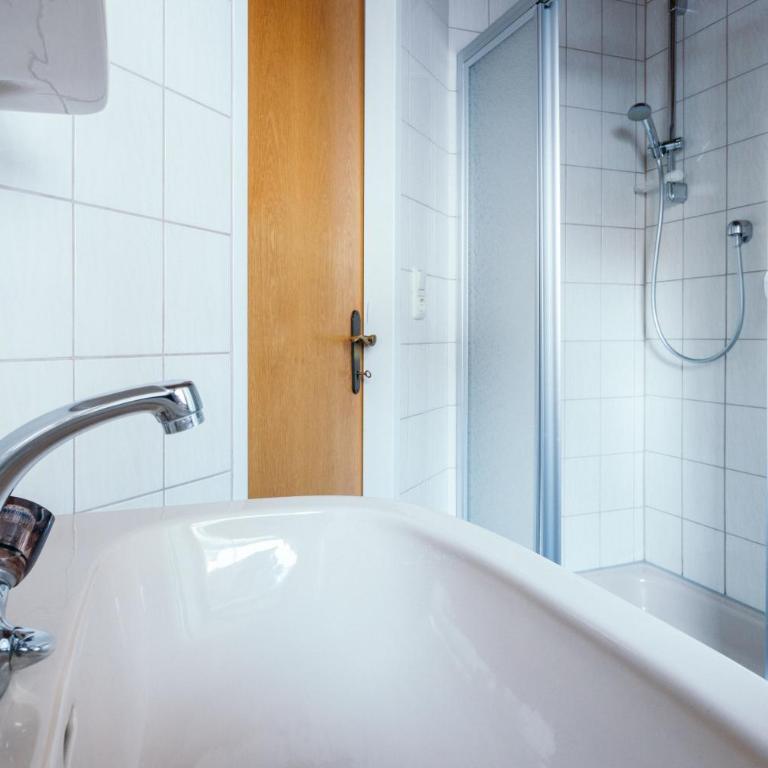 Pension Steinkogel - Kleines Doppelzimmer - Nebengebäude - 4