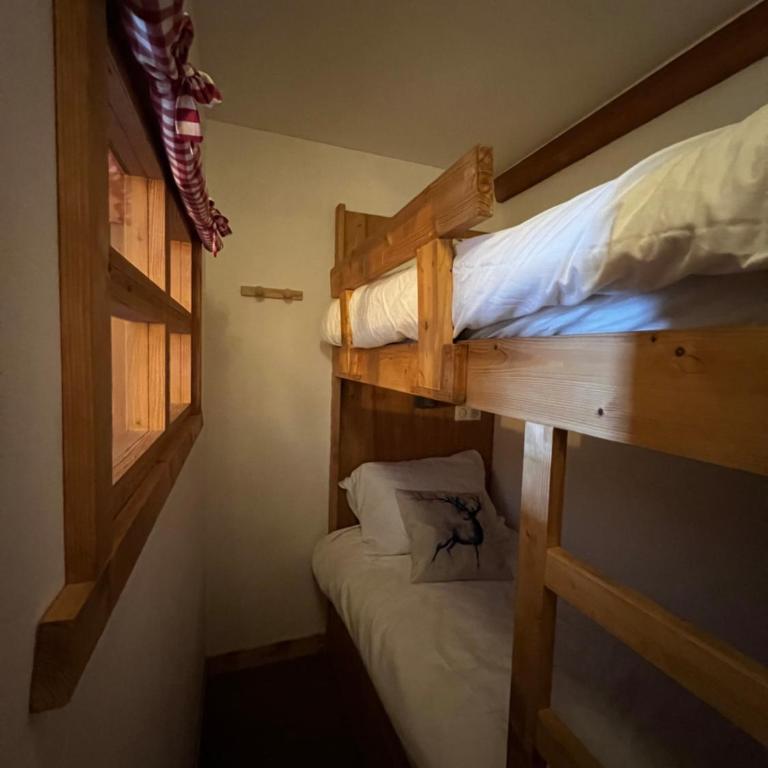 Arc 1950 - Auberge Jérôme - 4 à 6p - 1 chambre et 1 coin montagne séparé - Apartment mit 2 Schlafzimmern - 7