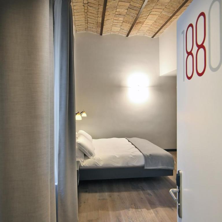 Hotel Giolli Nazionale - Camera Matrimoniale - Dependance - 17