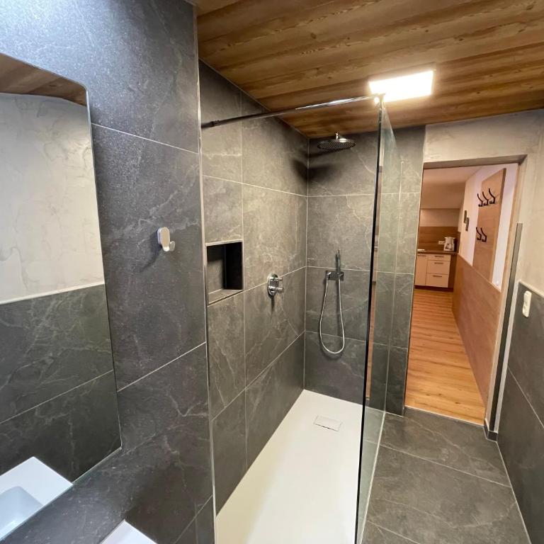 Landhaus Zillertal - Apartment mit 3 Schlafzimmern - 5