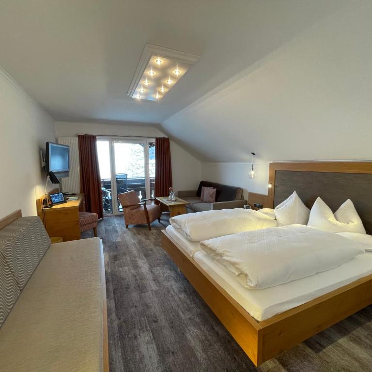 Wohlfühlhotel Berwanger Hof - Doppelzimmer Nebelhorn (Haupthaus) - 3