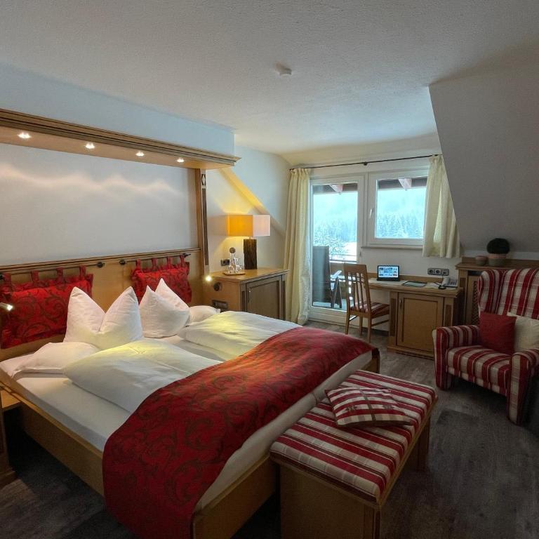 Wohlfühlhotel Berwanger Hof - Doppelzimmer Sonnenblick (Haupthaus) - 2