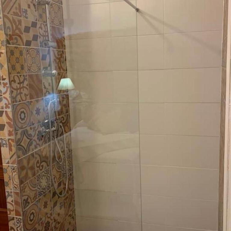 Judería Suites - Habitación Doble Deluxe con ducha - 5
