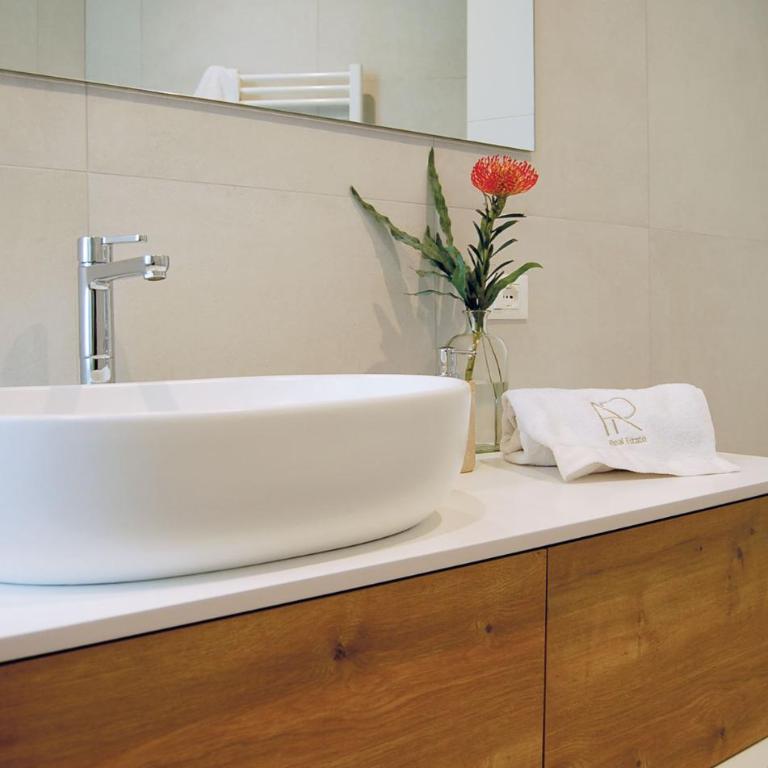 AR Boutique Apartments - Appartamento con 2 Camere da Letto - 5