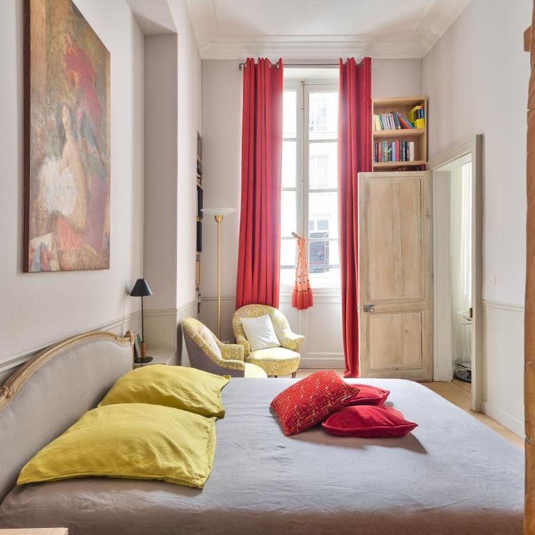Appartement de luxe 4 étoiles sur Île Saint-Louis - 115 m2 - Calme et spacieux - Appartement 2 Chambres - 10
