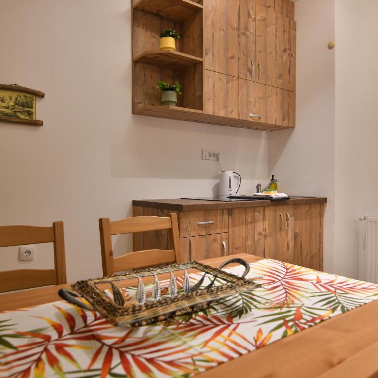 Brvnara Mont 4 - One-Bedroom Chalet - 14