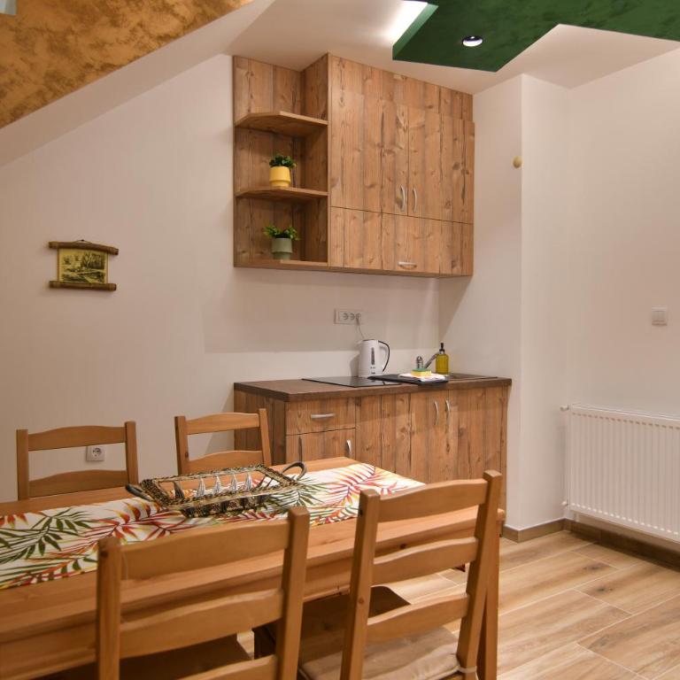 Brvnara Mont 4 - One-Bedroom Chalet - 12