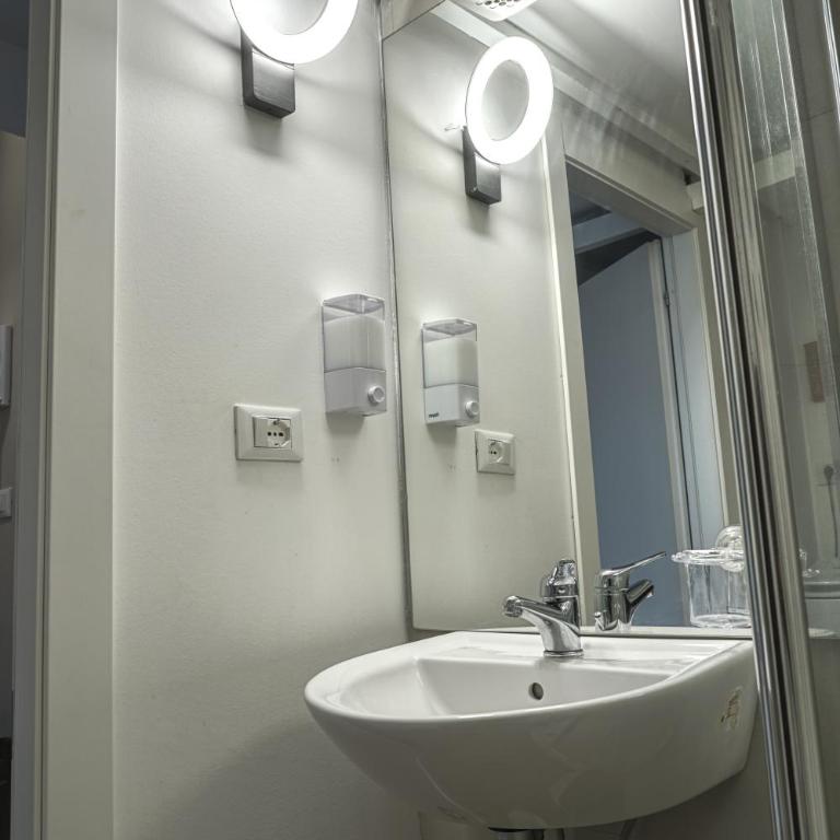APPARTAMENTO INCANTEVOLE : TORINO - One-Bedroom Apartment - 24