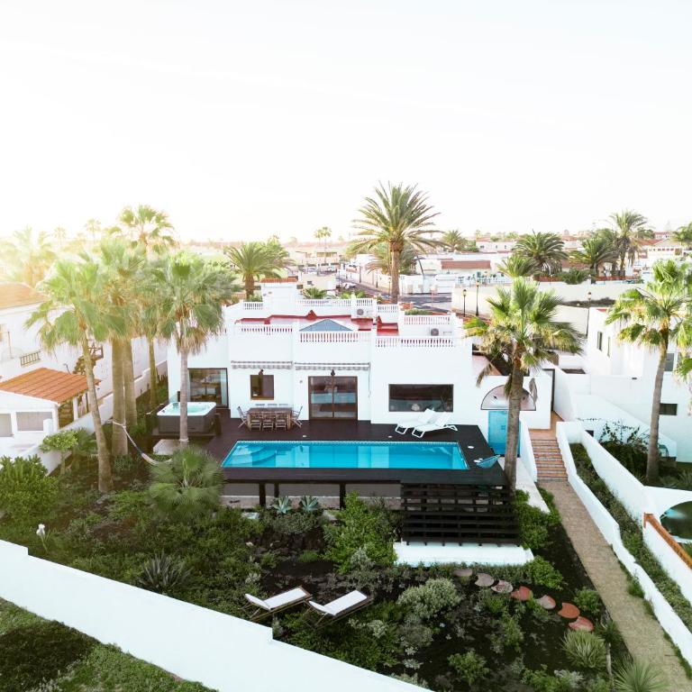 Villa Los Flamencos by Veaco- Beachfront & pool - Villa - Beach Front - 10