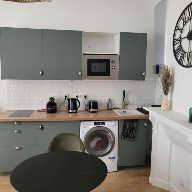 Appartement moderne calme et spacieux-Centre Thuillat - Appartement 1 Chambre - 14