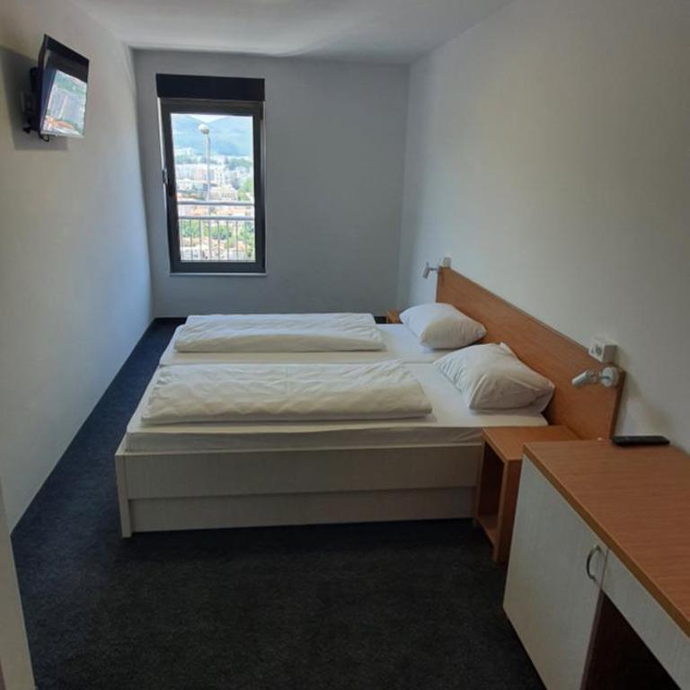 Hotel Rivero A&S - Double Room - 5
