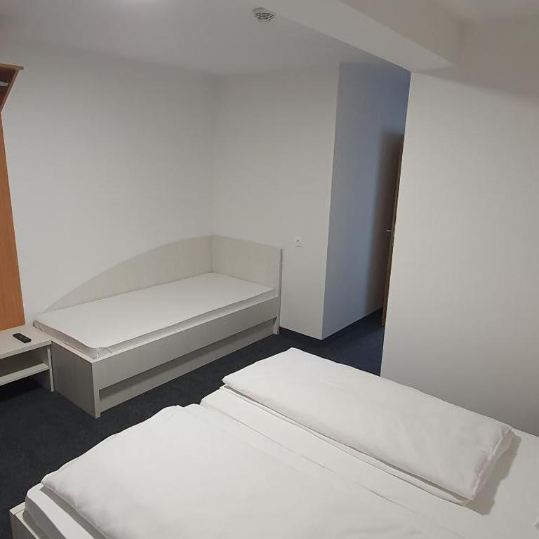 Hotel Rivero A&S - Triple Room - 6