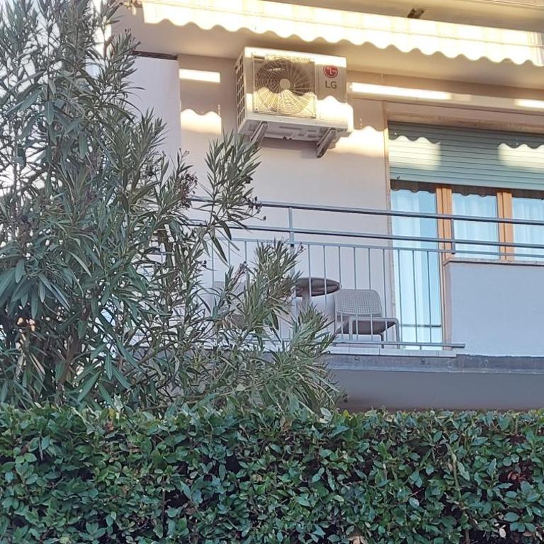 BLUE APARTMENT - a due passi dal lago, parcheggio privato - Appartamento con 1 Camera da Letto - 7