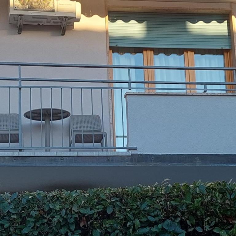 BLUE APARTMENT - a due passi dal lago, parcheggio privato - Appartamento con 1 Camera da Letto - 8