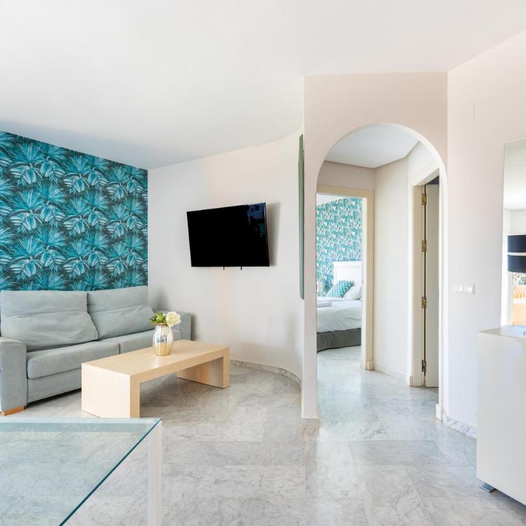 WintowinRentals Luxury and Sea View inside Puerto Marina - Apartamento de 2 dormitorios - 27