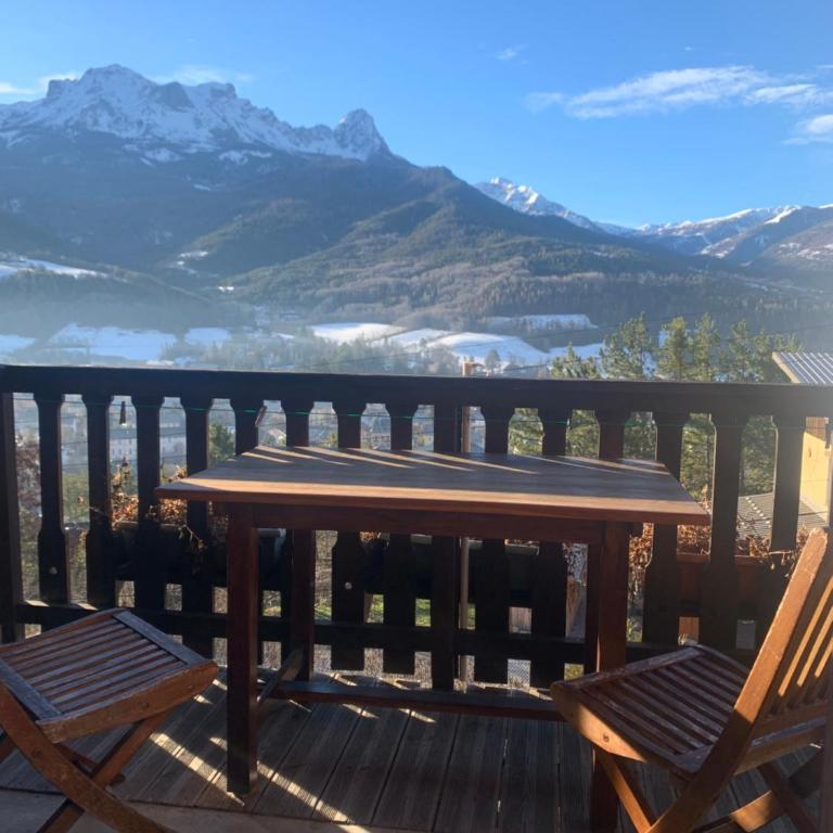 Le Tremplin 61 - Appartement avec Vue sur la Montagne - 2