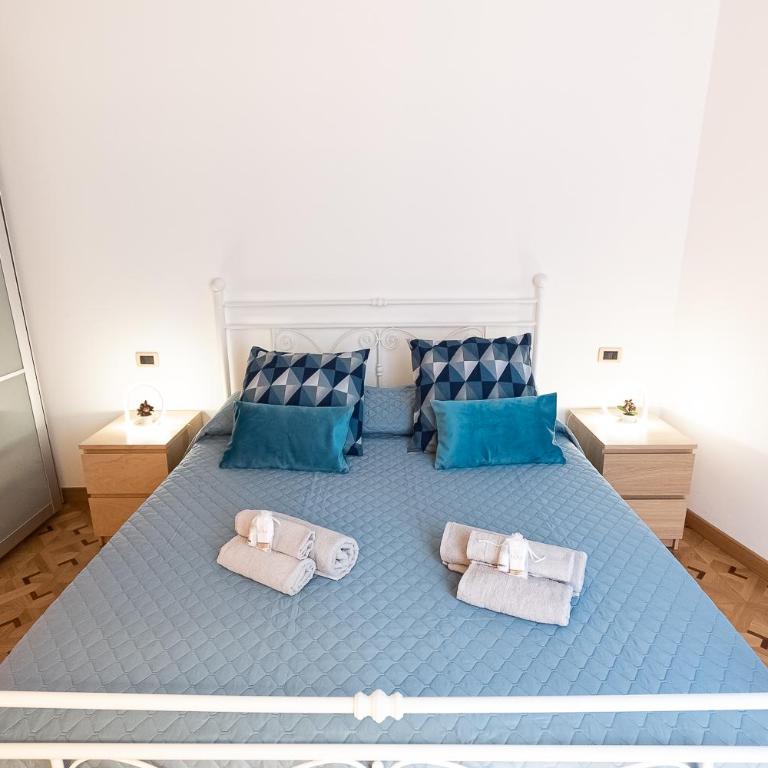 PIAZZA DUOMO - Appartamento con 2 Camere da Letto - 13