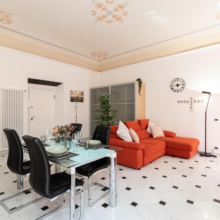 PIAZZA DUOMO - Appartamento con 2 Camere da Letto - 1
