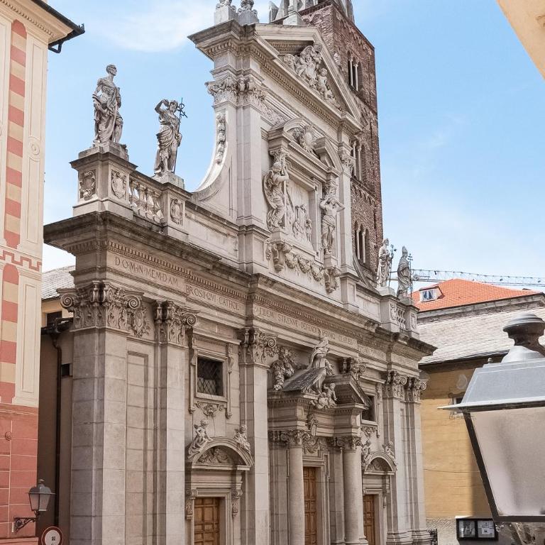 PIAZZA DUOMO - Appartamento con 2 Camere da Letto - 55