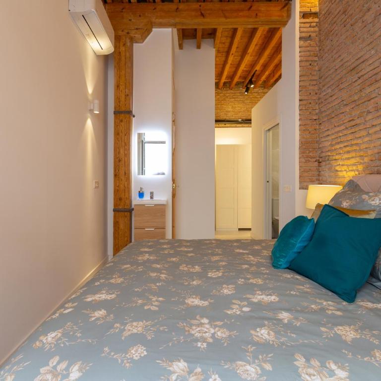 Wonderful apartment with three bedrooms and two bathrooms in the center - Apartamento - 33