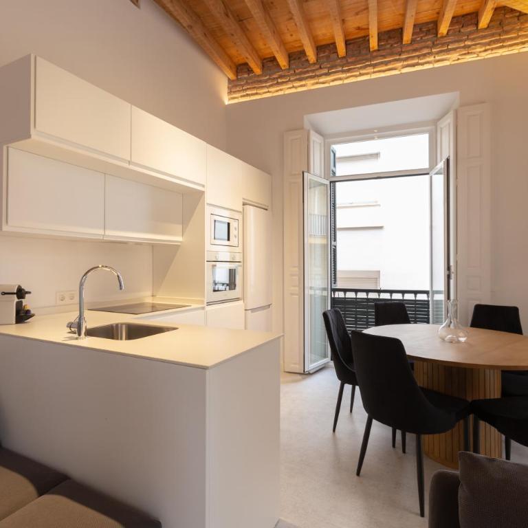 Wonderful apartment with three bedrooms and two bathrooms in the center - Apartamento - 17
