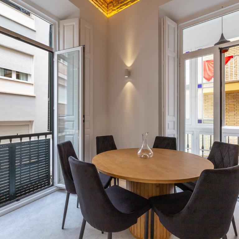 Wonderful apartment with three bedrooms and two bathrooms in the center - Apartamento - 18