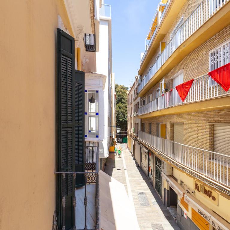 Wonderful apartment with three bedrooms and two bathrooms in the center - Apartamento - 39