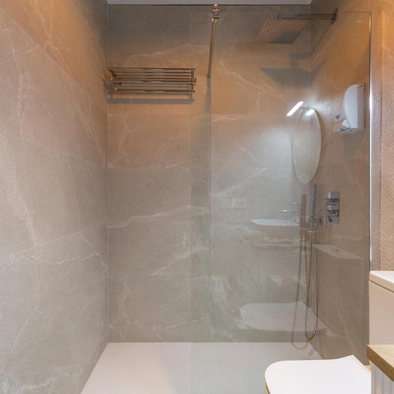 Wonderful apartment with three bedrooms and two bathrooms in the center - Apartamento - 29