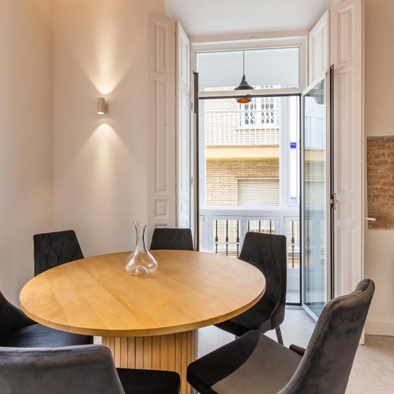 Wonderful apartment with three bedrooms and two bathrooms in the center - Apartamento - 20