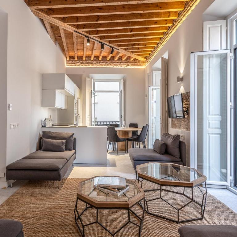 Wonderful apartment with three bedrooms and two bathrooms in the center - Apartamento - 2