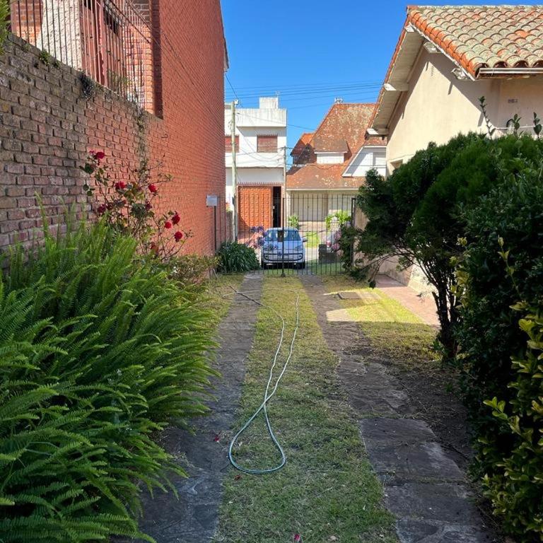 Chalet en Mar del Plata - Four-Bedroom House - 23