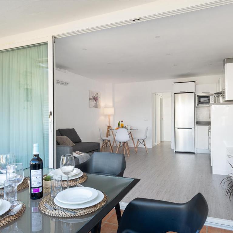 Bonito y relajante apartamento en Puerto Alcudia - Apartamento de 2 dormitorios - 1