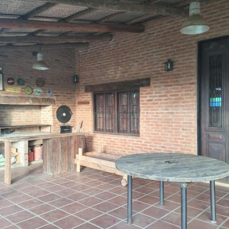 Hermosa Casa en Paso de la Patria - Casa de 2 dormitorios - 3