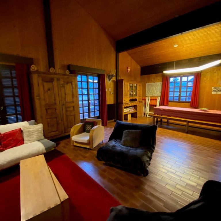 Chalet savoyard 8 pers, 4 chambres, parking privé - FR-1-459-202 - Chalet - 5