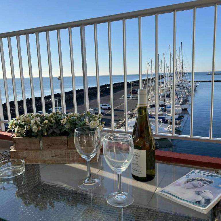 Superbe T3, Clim, Parking, Proche Plage et Commerces - FR-1-702-1 - Appartement - 1