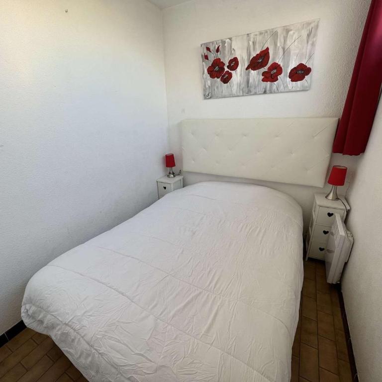 T2 avec ascenseur, lave-linge, parking et terrasse proche plage - FR-1-702-20 - Apartment - 8