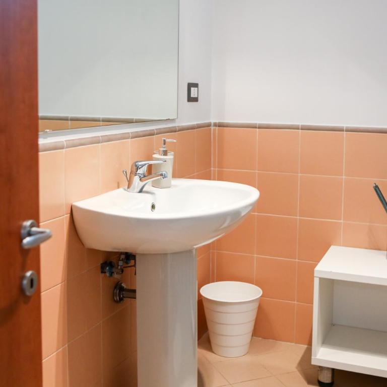 Materdays 24 - Camera Doppia con Letti Singoli con Bagno Privato Esterno - 8