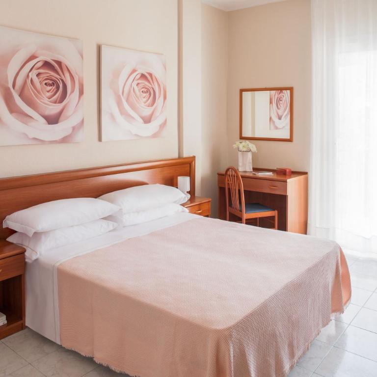 Hotel Olympic - Economy Double Room - 1