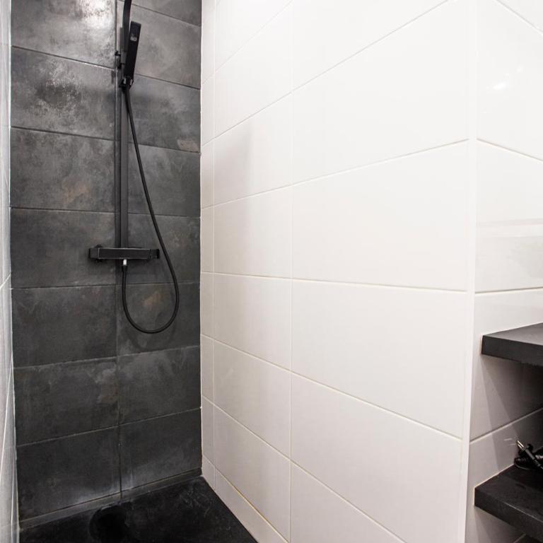 La Clé Studio Clim, Balcon, Proche Gare et Port - Apartment mit 1 Schlafzimmer - 23