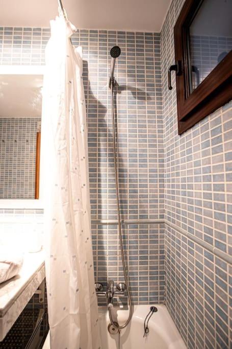 Apartamento Blessed - Two-Bedroom Apartment with Balcony and Terrace - 30