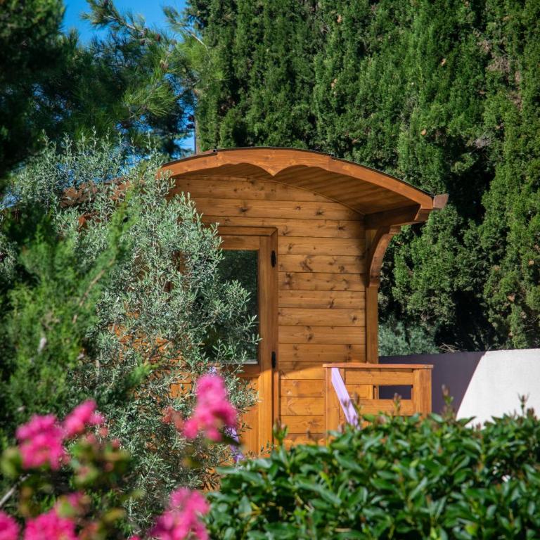 Vintage Provence - Bungalow Deluxe - Vue sur Jardin - 13