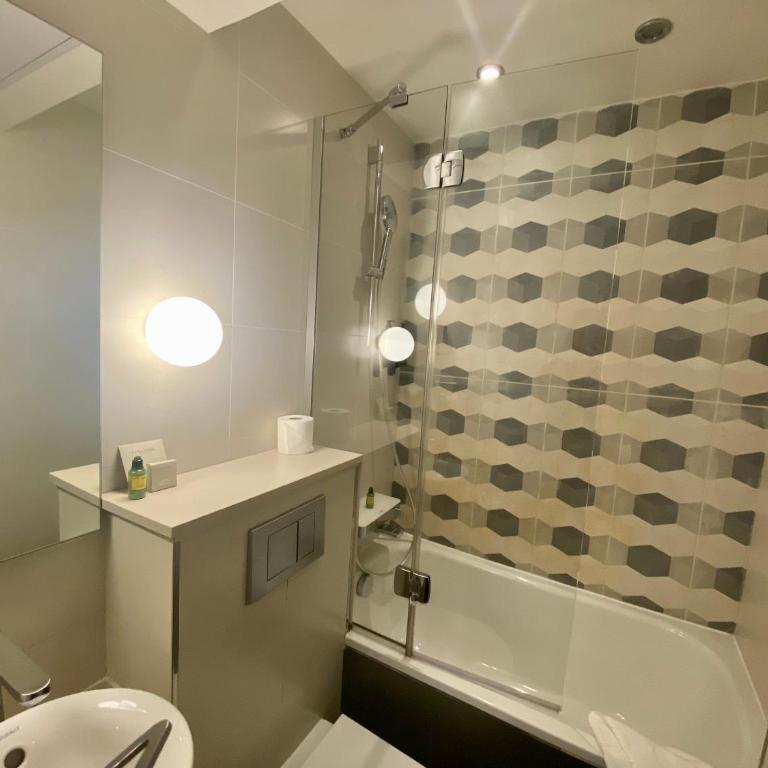 Hotel Yllen Eiffel - Chambre Double Classique - 11