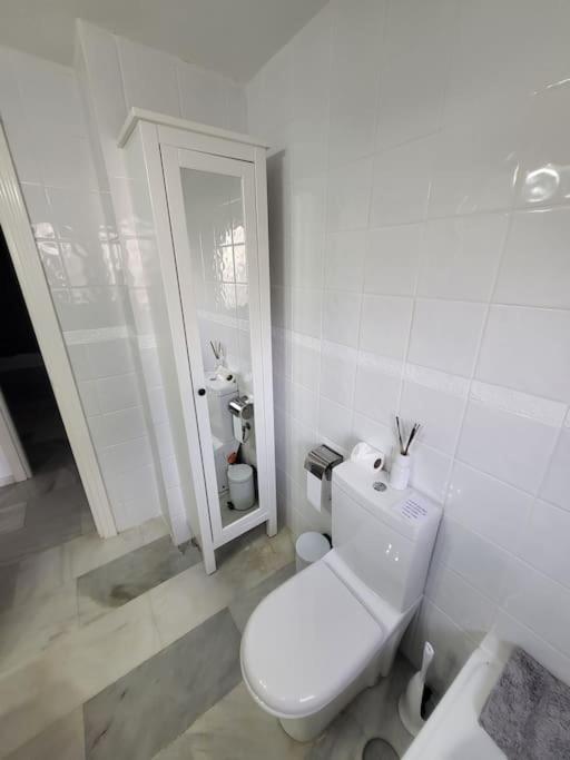 Luxury 4 bed townhouse Duquesa with breathtaking views close to Port and Beach - Apartamento - 37