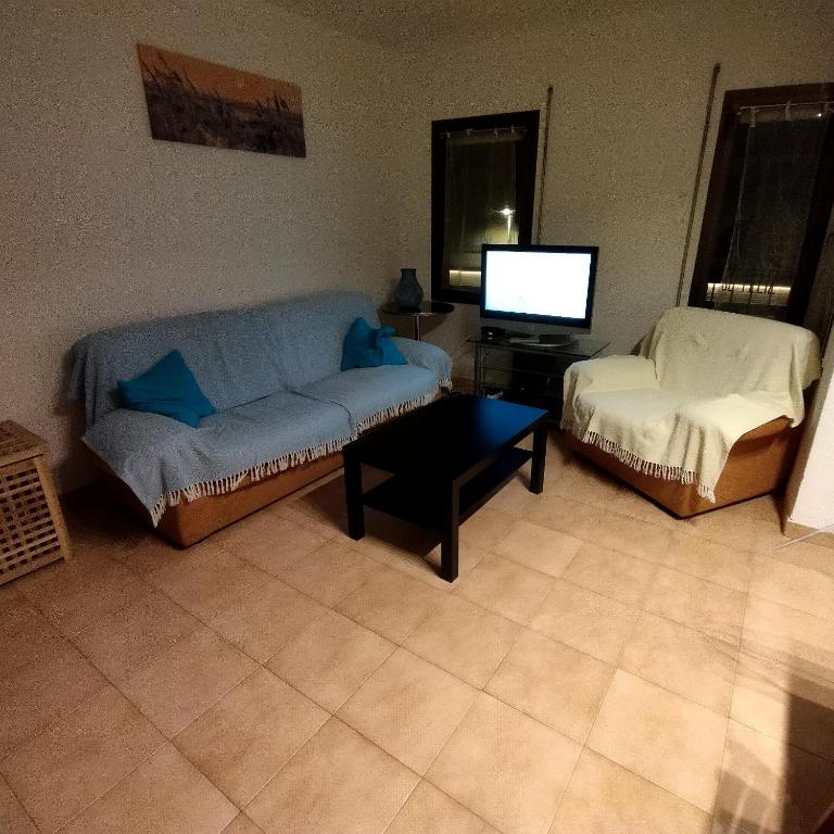 Appartement T4 à 100 mètres de la plage - Three-Bedroom Apartment - 3